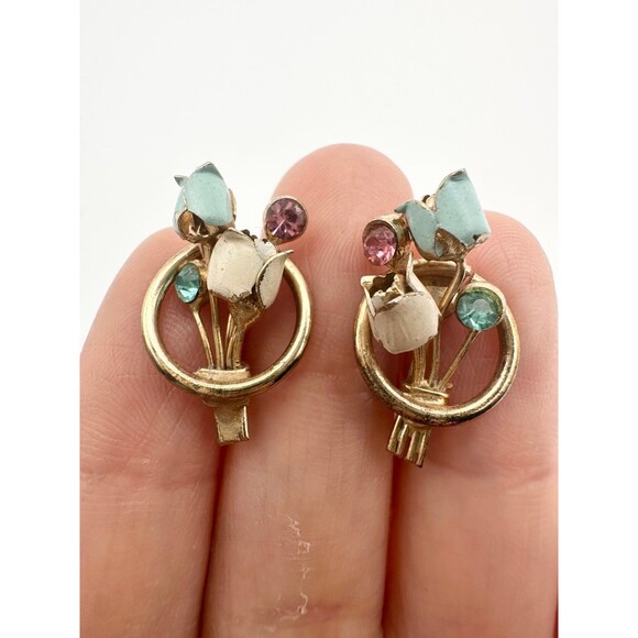 Vintage gold tone enamel tulip screw back earrings - Picture 1 of 4